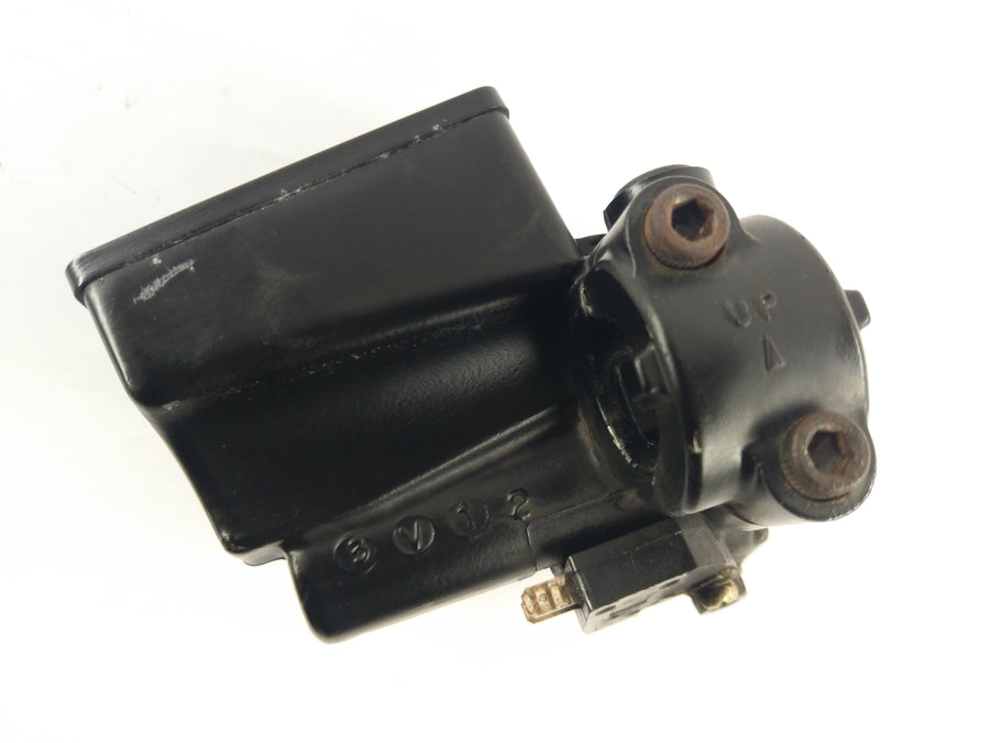 Kawasaki ZX-12R ZXT20A [2004] - Front brake pump handbrake pump