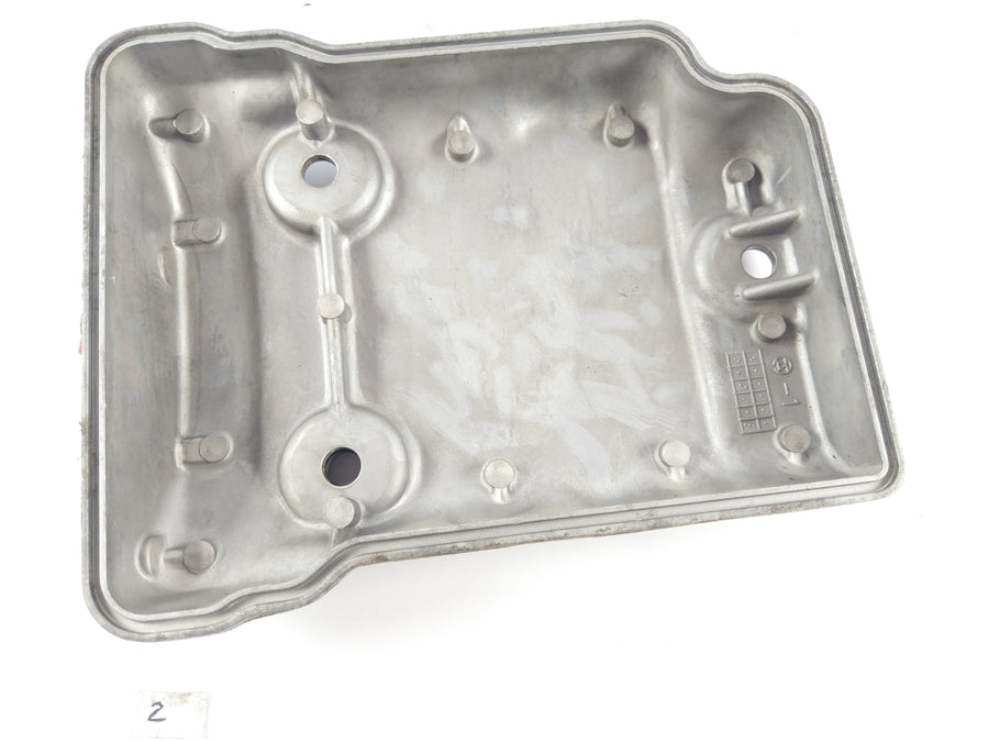 Kawasaki VN 750 [1994] - valve cover