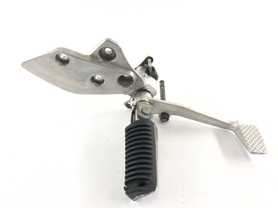 Yamaha XJR 1200 4PU [1995] - Footrest right and brake pedal driver's footrest