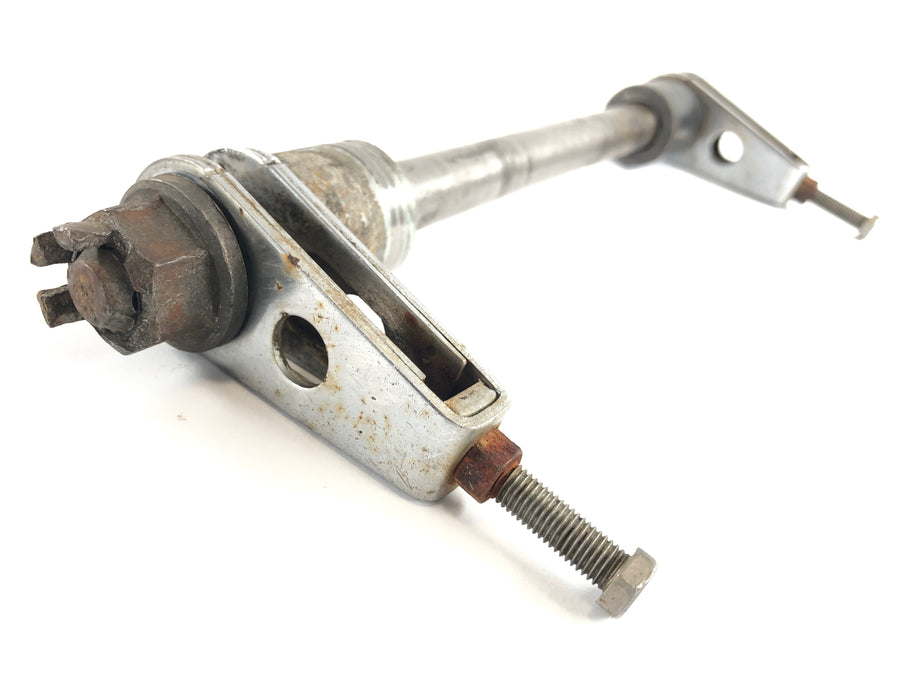 Honda CJ 360 T [1980] - Rear axle with chain tensioner