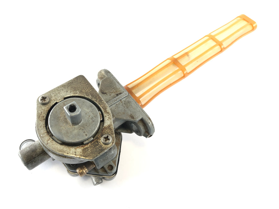 Suzuki Bandit GSF 1200 S WVA9 [2001] - Fuel tap