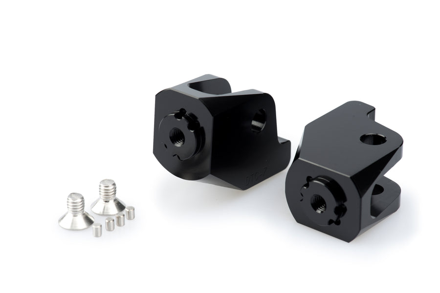 TRIUMPH STREET SCRAMBLER [2025] - Adapter footrest rubber pad "adjustable