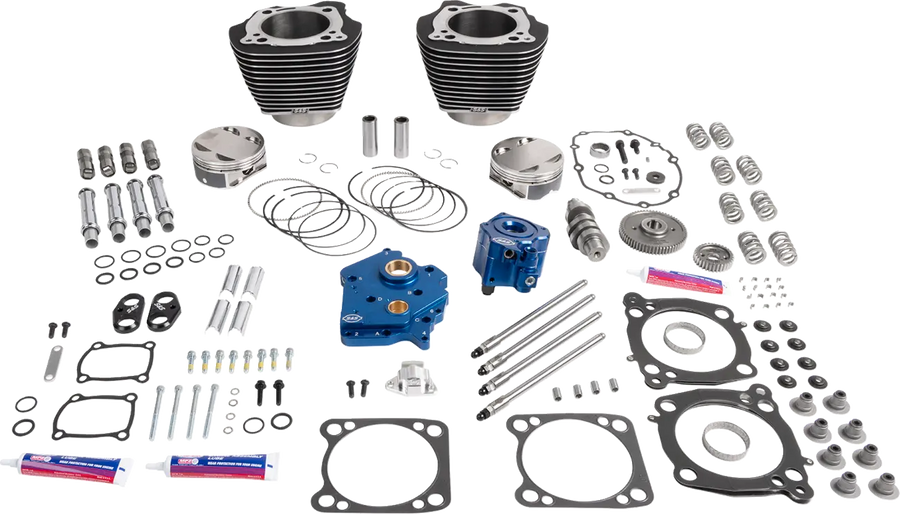 Harley-Davidson FLRT 1868 Freewheeler 114 [2025] - 129" Power Package Motorleistungs-Kit – Oberfläche: Schwarz, Hervorgehobene Lamellen – Merkmal: Verchromte Stößelstangenrohre – Bild 1