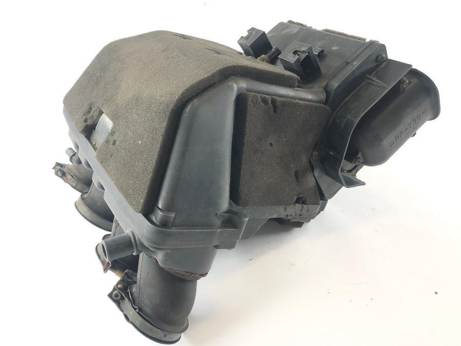 Yamaha FJR 1300 A RP11 [2005] - Air filter box airbox