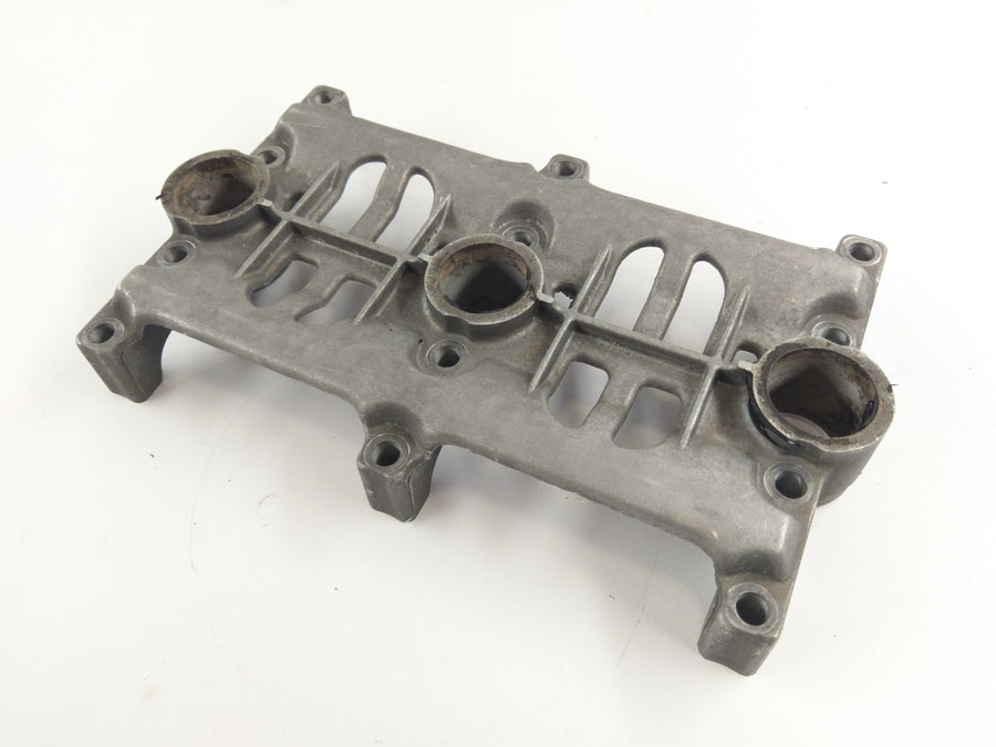 Triumph Speed ​​Triple 955i T595N [2002] - Bearing block camshaft cylinder head