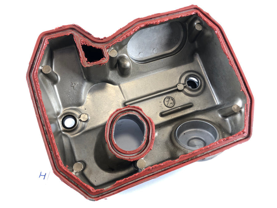 Honda Africa Twin XRV 750 RD07 [1993] - Valve cover cylinder head rear