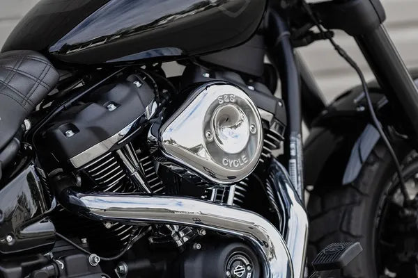 Harley-Davidson XL 883 L Sportster SuperLow [2020] - Stealth Luftfilterabdeckung – Oberfläche: Silber – Oberfläche: Verchromt – Design: Teardrop – Bild 5