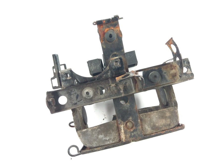 Honda XLV 750 R RD01 [1983] - Battery compartment unit holder