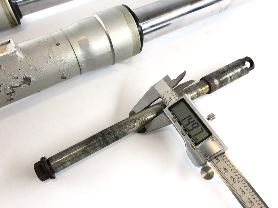 Cagiva Elefant 650 [1985] - Fork Telescopic fork with axle