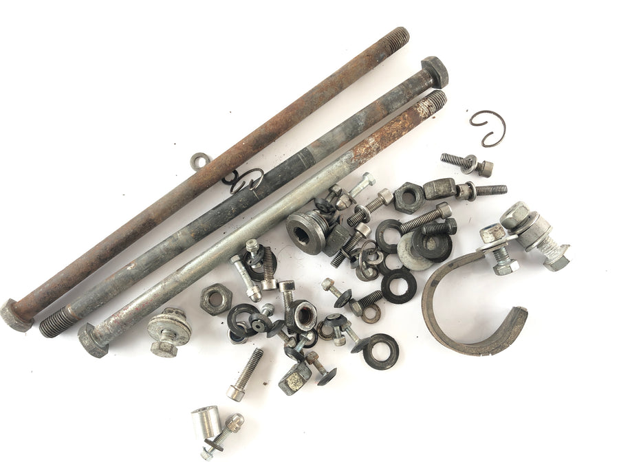Moto Guzzi Le Mans 4 [Le Mans 3] - Screws and remaining parts bundle