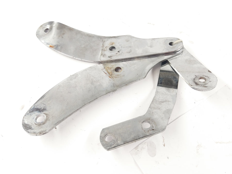 Suzuki Intruder 1500 VL [2000] - Sheet metal holder struts sissy bar