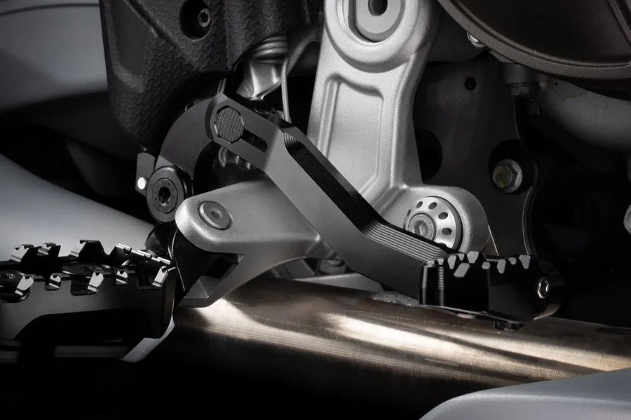 Aprilia Tuareg 660 [GILLES TOOLING] – Brake lever side view