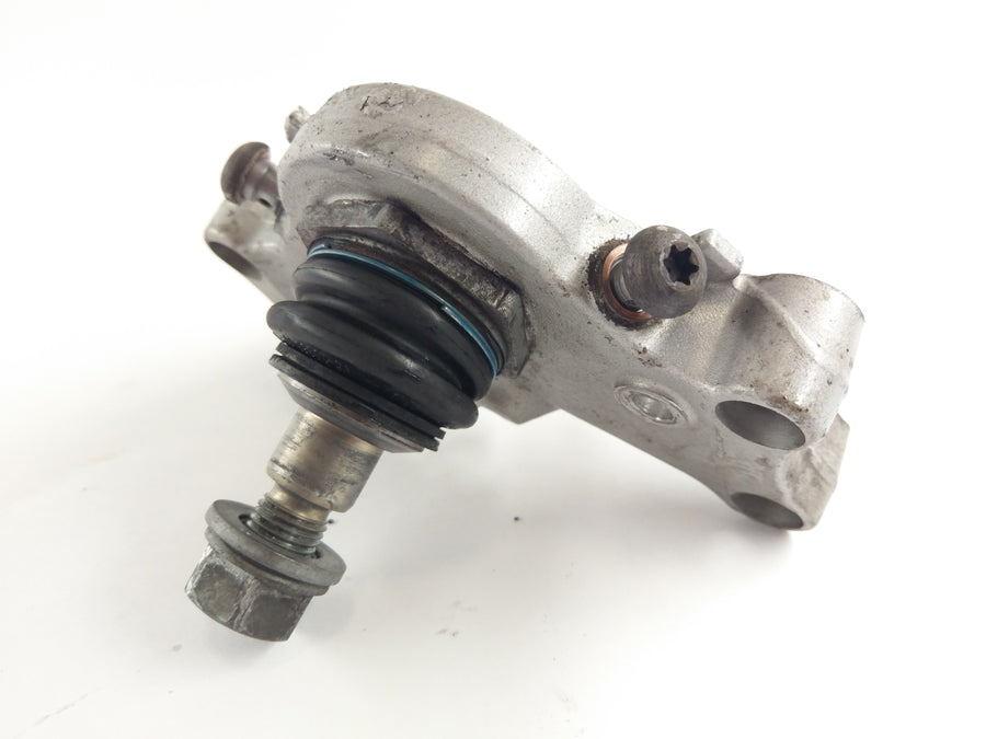 BMW R 1200 R K27 [2007] - lower fork bridge