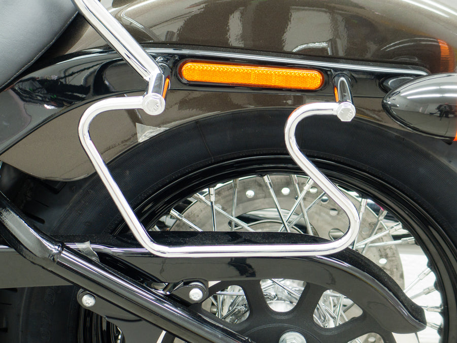 Harley Davidson Softail Street Bob (Milwaukee -Eight 107/114) [2018] - Packing bags