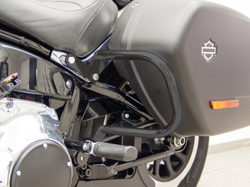 Harley Davidson Softail Sport Glide (Milwaukee -Eight 107/114) [2018] - rear protective bars for suitcases, black