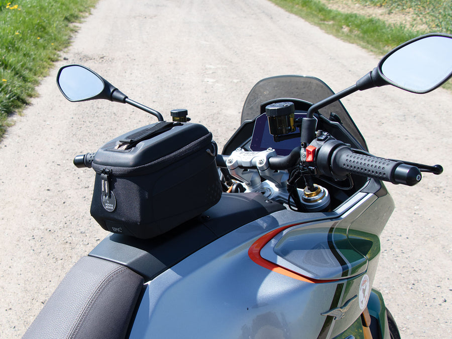 Moto Guzzi V100 Mandello [2022-2025] - Tanking Basic including counterpart tank bag