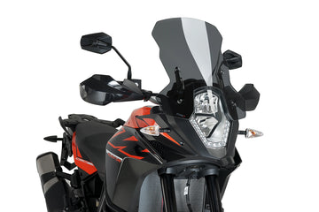 TRIUMPH BONNEVILLE T 120 BLACK [2025] - PUIG touring screen | Heavily toned | PUIG 6494F