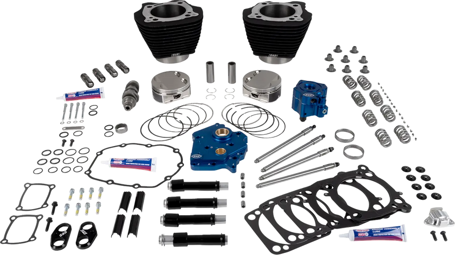 Harley-Davidson FXBB 1923 Softail Street Bob 117 [2026] - 129" Power Package Motorleistungs-Kit – Oberfläche: Schwarz, Nicht hervorgehobene Kühlrippen – Merkmal: Schwarze Stößelstangenrohre – Bild 1
