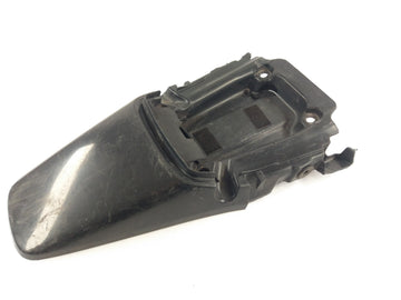 Honda XR 125 L JD19 [2005] - Rear fender mudguard