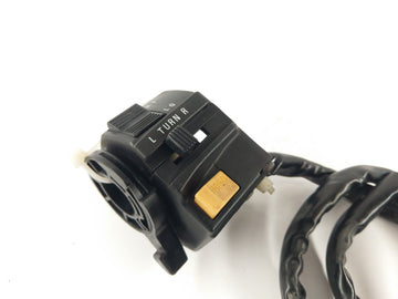Suzuki GSXR 1100 GV73A [1992] - Handlebar switch left handlebar fitting - 0