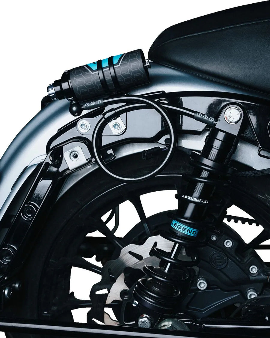 Harley-Davidson FLTRXL 1923 Road Glide Limited 117 [2026] - REVO ARC Remote Reservoir Außenbefestigung – Bild 6