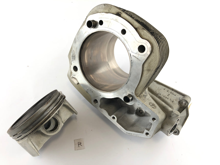 BMW R 1100 R Type 259 [1999] - Cylinder with piston right