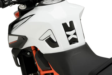 KTM 1290 SUPERDUKE R EVO [2023] – Specific tank protection – carbon look - 0