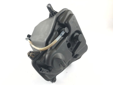 BMW K 1300 R [2010] - Oil tank - 0