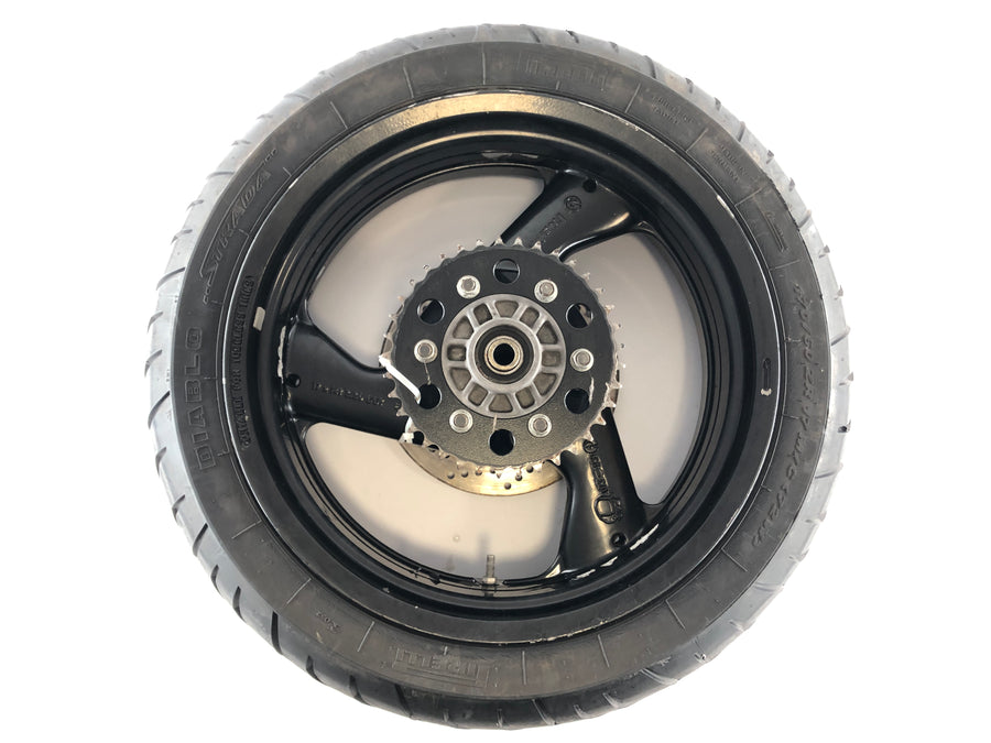 Ducati 900 SS [1993] - Rear wheel rim with paint damage