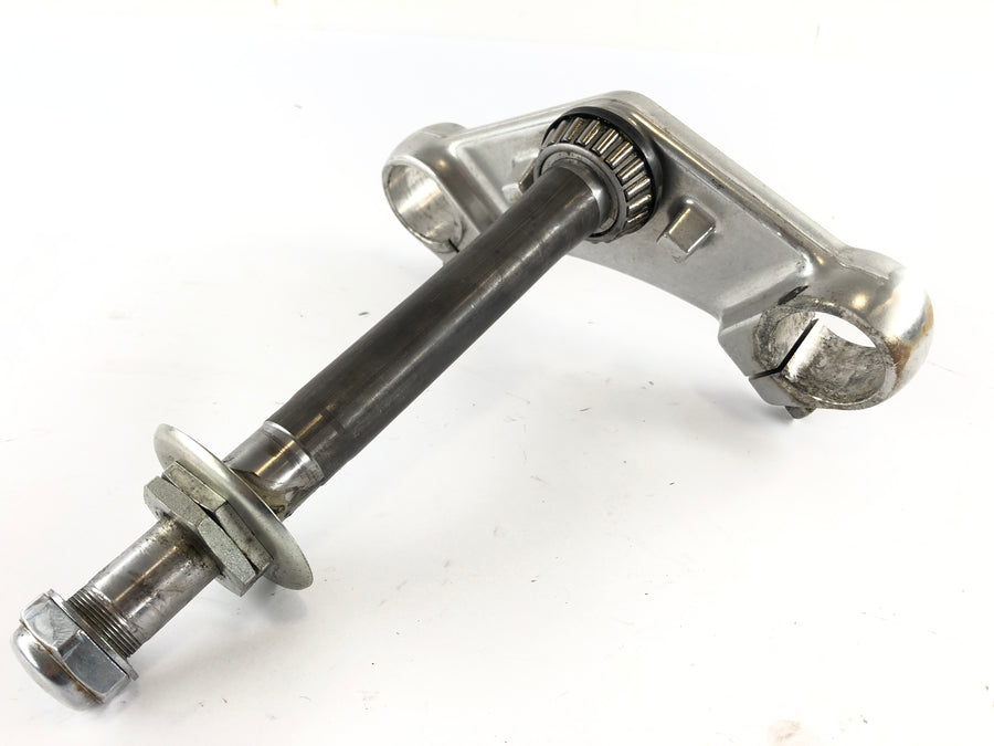 Triumph Thunderbird 900 RT T309 [1997] - lower triple clamp