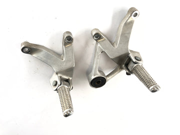 Yamaha YZF 750 R 4HN [1995] - Passenger footrests left and right - 0