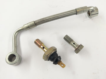 Triumph Speed ​​Triple 885i T509 [1997] - Oil pipe