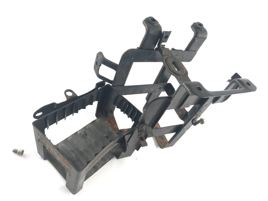 Honda CB 900 F SC01 [1981] - Battery box cover