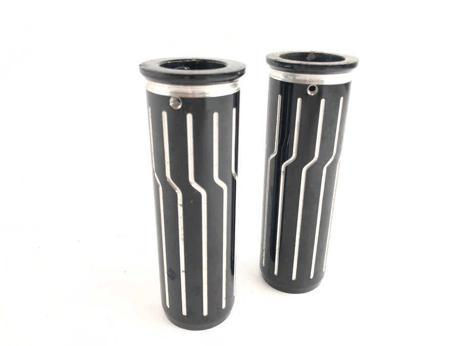 Suzuki VS 1400 VX51L [1992] - Handlebar grips with grub screws
