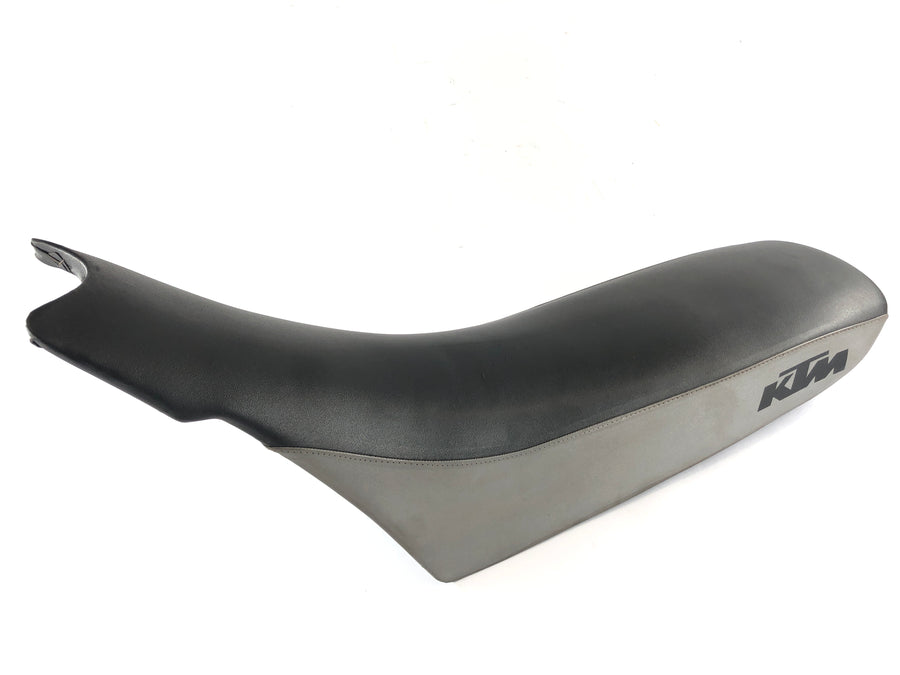 KTM 640 LC4 Prestige [2003] - Seat