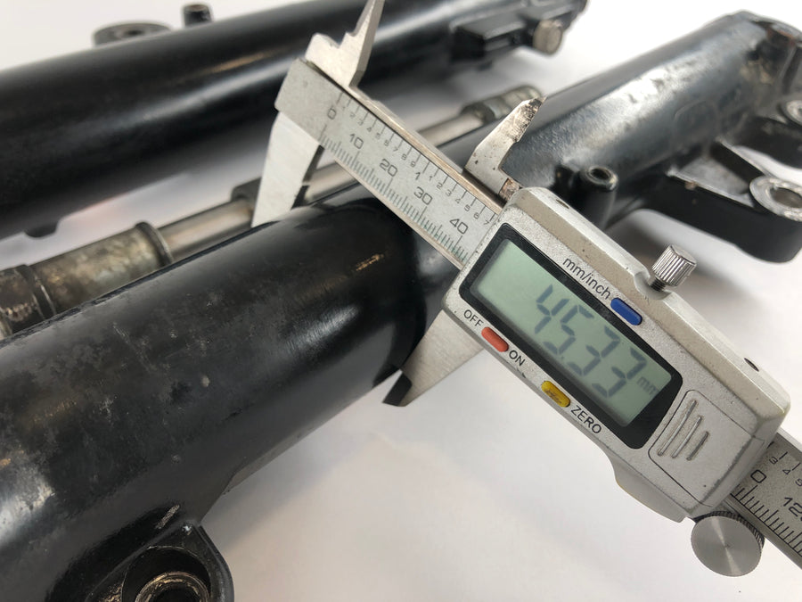 Honda NS 400 R NC19 [1985] - Fork Telescopic fork with axle
