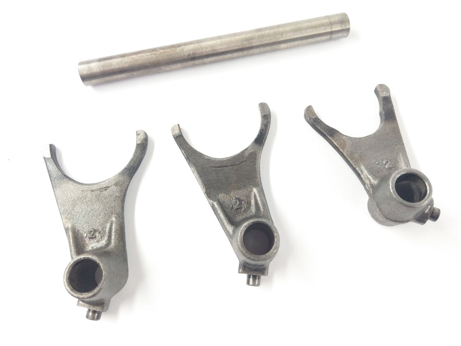 Kawasaki VN 750 [1994] - Shift forks shift claws with shaft