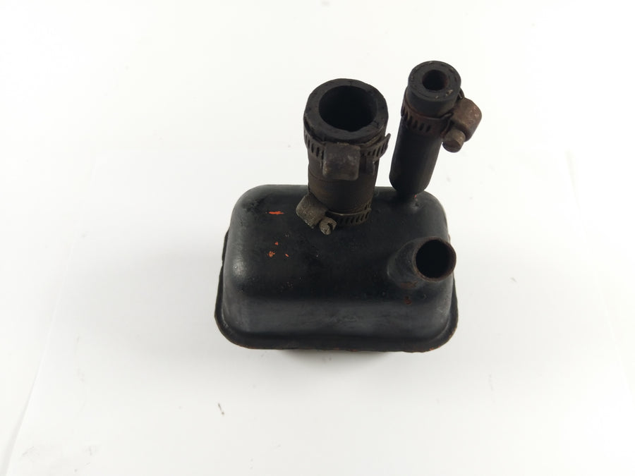Moto Guzzi V7 850 GT - expansion tank