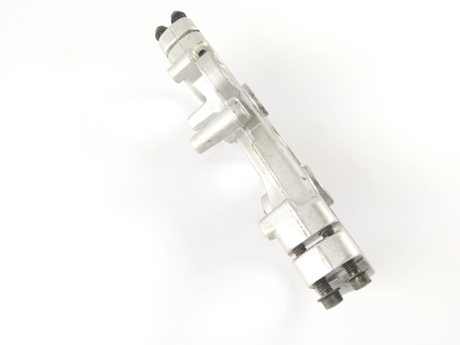 Yamaha TT 600 E Belgarda 4LW [1996] - fork bridge at the top