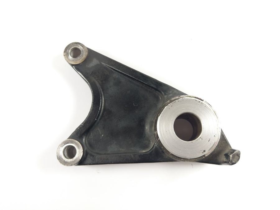 Triumph Tiger 900 T400 [1998] - Rear brake caliper bracket