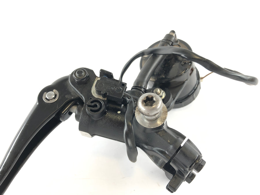 Husqvarna 701 Vitpilen [2018] - Handbrake pump