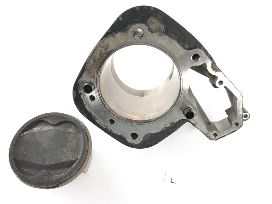 BMW R 1200 C 259C [1998] - Cylinder with piston left