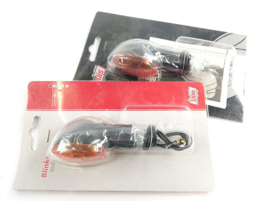 Pair of Universal Indicators