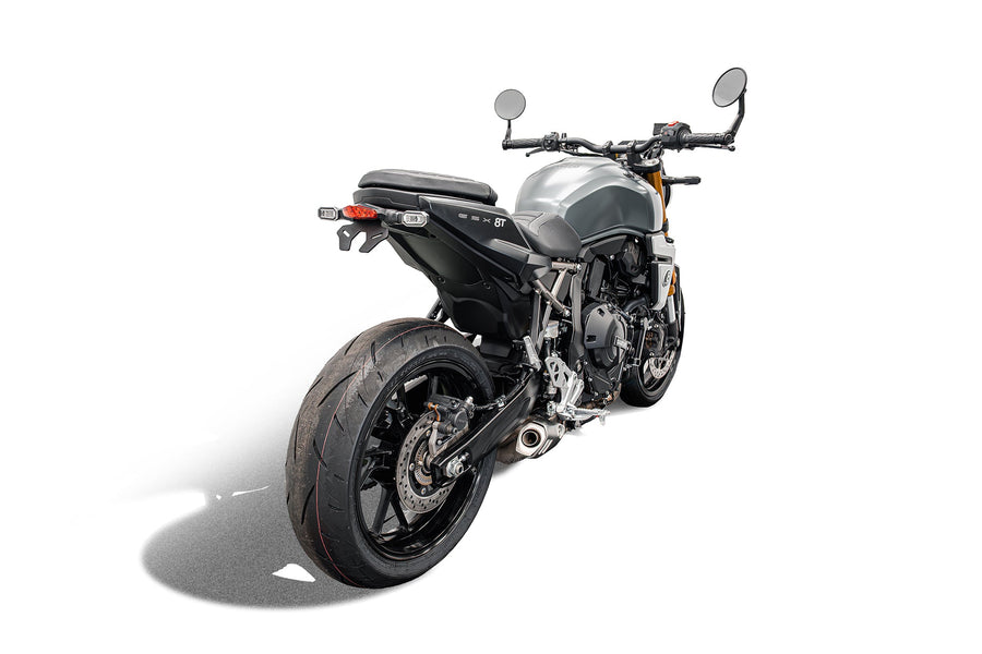 Suzuki GSX-8T [2025+] - Kennzeichenhalter mit rotem LED-Rücklicht