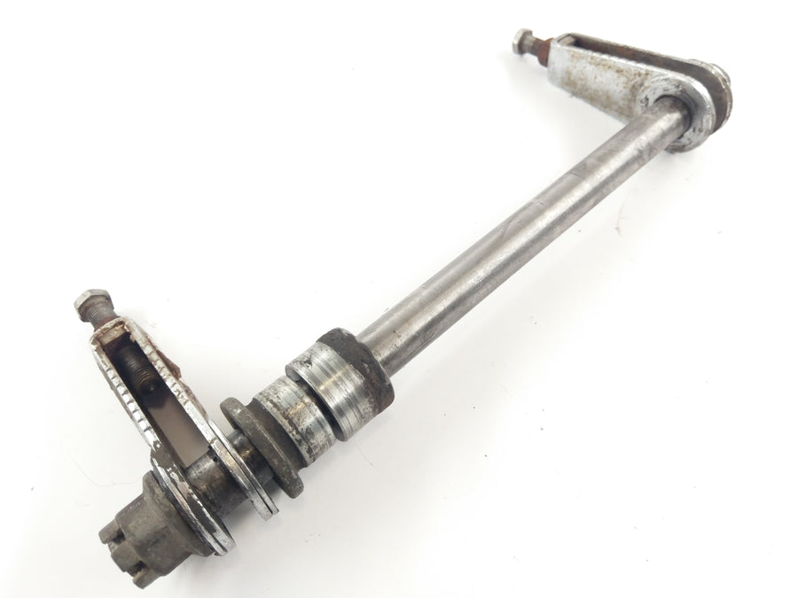 Honda CB 750 Boldor RC04 [1983] - Rear axle with chain tensioner
