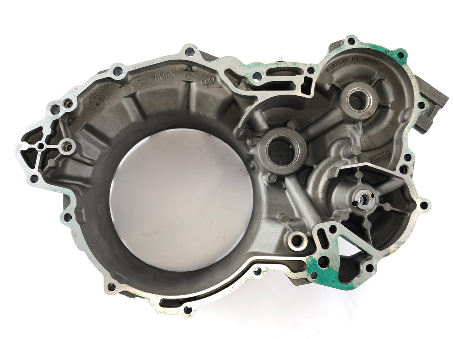 Aprilia RSV 1000 RR Factory [2009] - Clutch cover inside engine cover