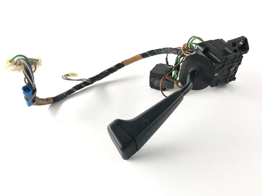 BMW M 535i E28 [1986] - Steering column switch left turn signal switch
