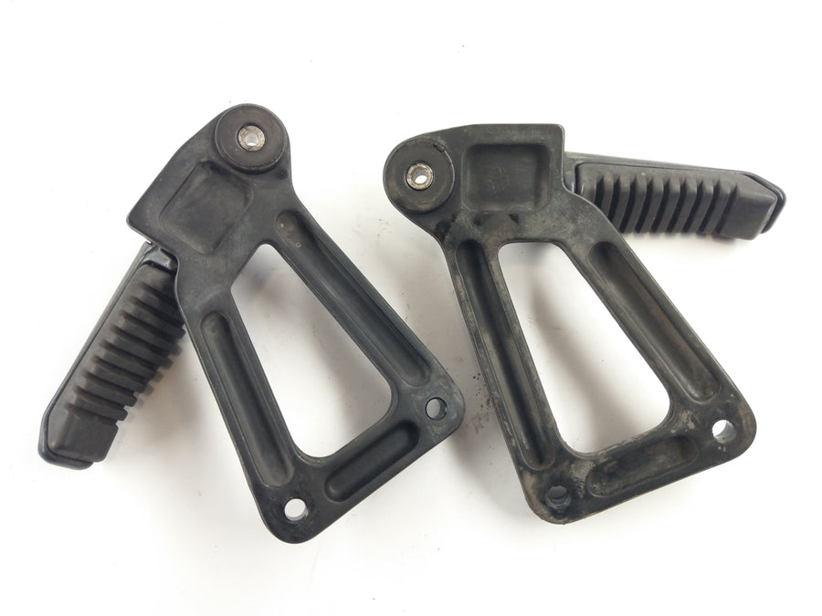 Ducati 750 SS [1994] - Passenger footrests with holder