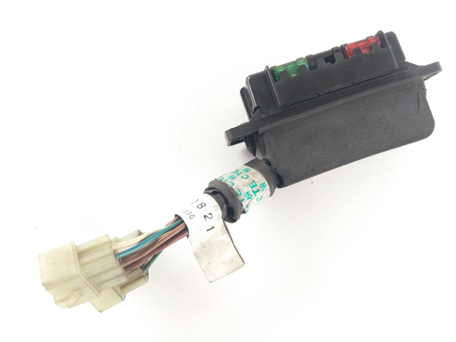 Triumph Trophy 1200 T300E [1996] - Fuse box