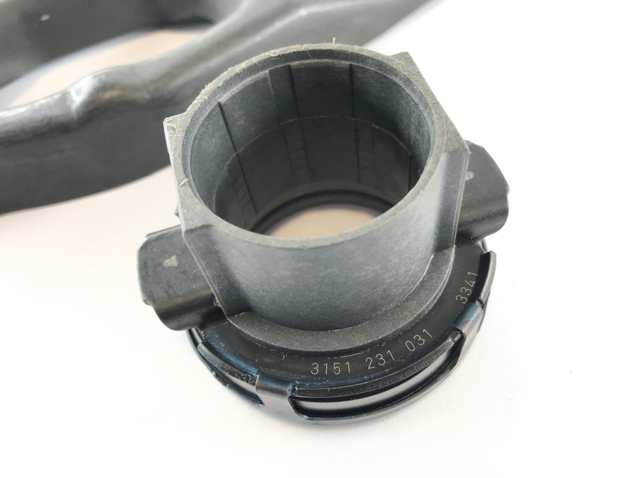 BMW M 535i E28 [1986] - clutch release bearing